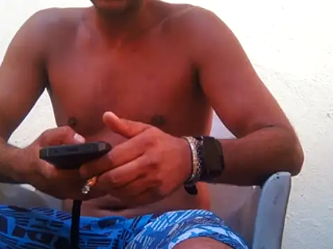 Snapshot of Lucas_pt chatting on July 19, 8:51 am Lucas pt online show from July 19, 8:51 am