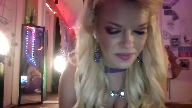 marilyn420 online show from May 23, 5:56 am