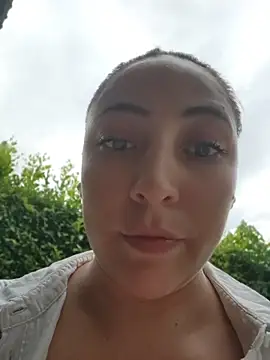 Snapshot of VickyHoult chatting on July 11, 10:55 pm VickyHoult online show from July 11, 10:55 pm