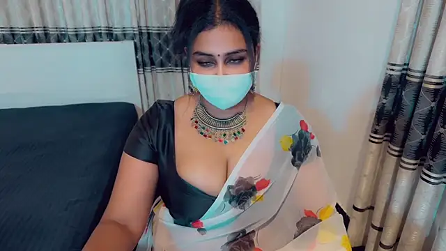 Snapshot of SonY_CaM chatting on May 1, 9:58 am SonY CaM online show from May 1, 9:58 am