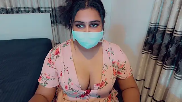 Snapshot of SonY_CaM chatting on May 7, 9:14 am SonY CaM online show from May 7, 9:14 am