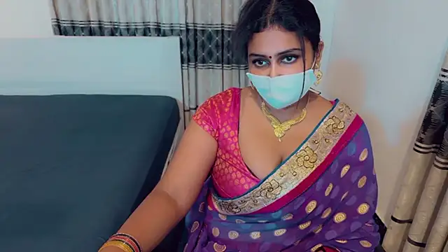 Snapshot of SonY_CaM chatting on July 14, 10:21 am SonY CaM online show from July 14, 10:21 am