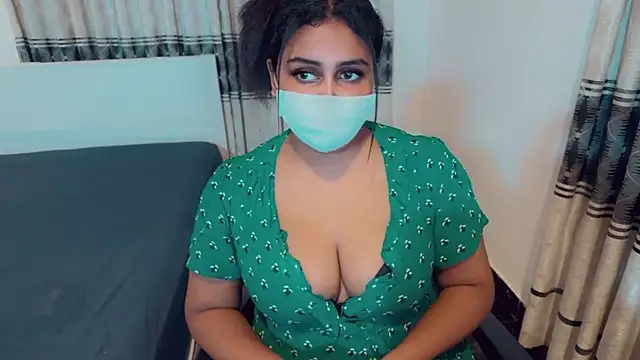 Snapshot of SonY_CaM chatting on July 18, 10:52 am SonY CaM online show from July 18, 10:52 am