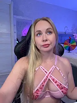 Kitty Ricky online show from April 10, 10:09 am