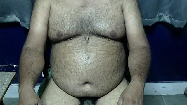 Snapshot of hairysubcub_70 chatting on May 11, 2:45 pm hairysubcub 70 online show from May 11, 2:45 pm