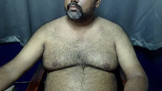 Snapshot of hairysubcub_70 chatting on May 15, 7:59 am hairysubcub 70 online show from May 15, 7:59 am