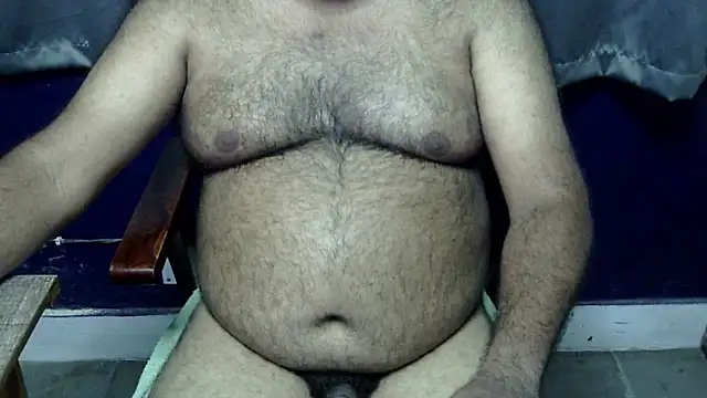 Snapshot of hairysubcub_70 chatting on June 11, 6:55 am hairysubcub 70 online show from June 11, 6:55 am