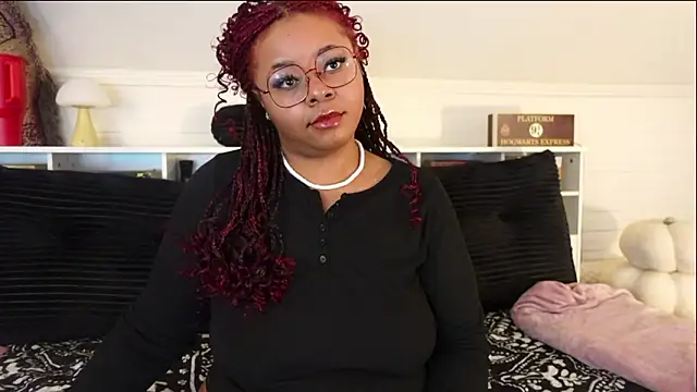 -khayaparker online show from March 12, 4:24 pm