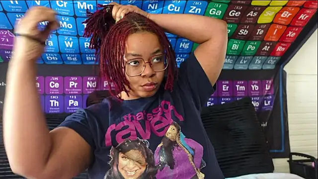 -khayaparker online show from April 7, 5:57 pm