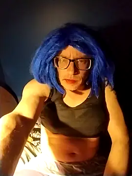 Snapshot of MirthildaVenza chatting on March 19, 7:07 am MirthildaVenza online show from March 19, 7:07 am