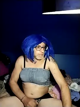 Snapshot of MirthildaVenza chatting on October 21, 9:32 am MirthildaVenza online show from October 21, 9:32 am