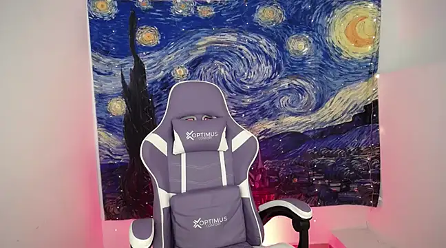 Snapshot of cutie_and_slutty chatting on March 5, 3:40 pm cutie and slutty online show from March 5, 3:40 pm