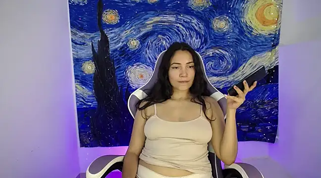 Snapshot of cutie_and_slutty chatting on March 5, 6:45 pm cutie and slutty online show from March 5, 6:45 pm