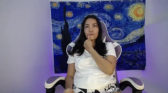 Snapshot of cutie_and_slutty chatting on March 15, 10:44 pm cutie and slutty online show from March 15, 10:44 pm