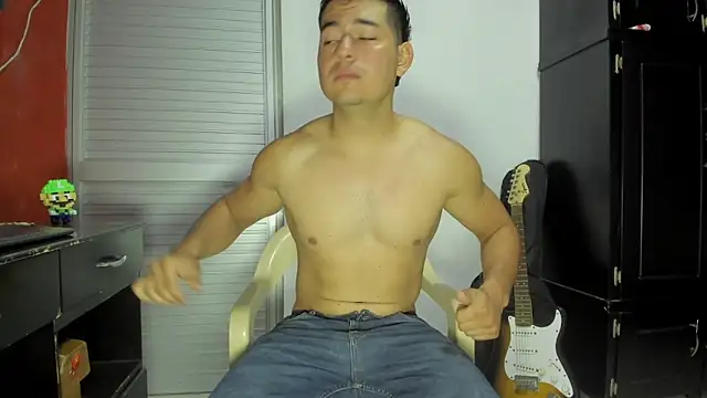 VincentSavage online show from February 13, 8:27 pm