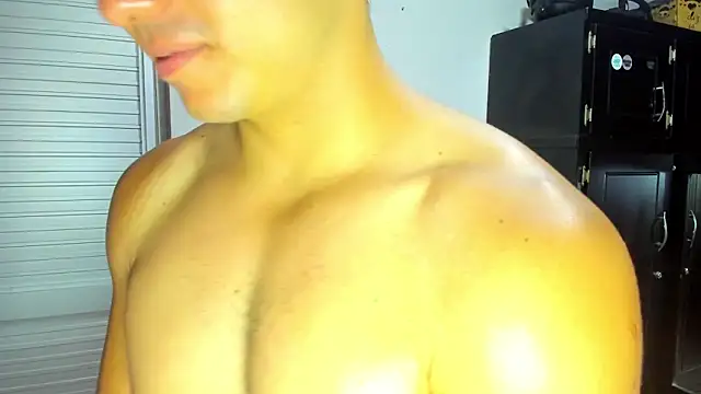 VincentSavage online show from March 26, 5:29 pm