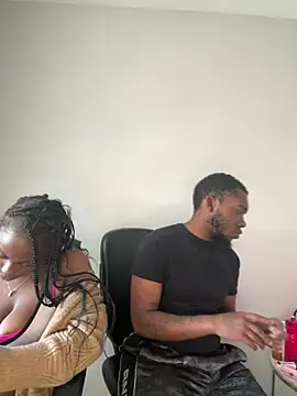 Snapshot of DancingLemonade chatting on May 9, 7:52 pm DancingLemonade online show from May 9, 7:52 pm