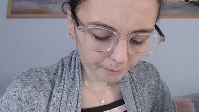 cleophee online show from April 15, 5:58 am