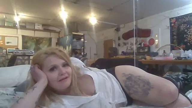 Mostlikely2suckseed88 online show from February 11, 9:53 pm