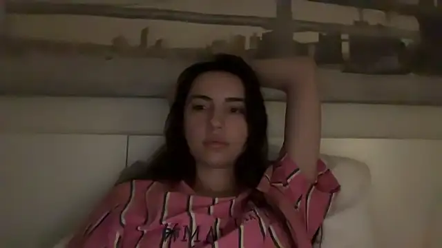 Snapshot of everybody_loves_pussy chatting on March 7, 4:13 am everybody loves pussy online show from March 7, 4:13 am