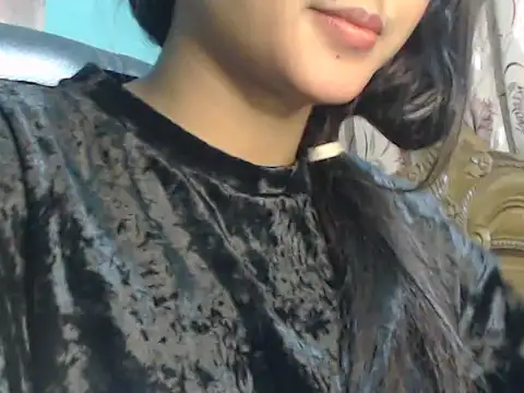 NancyRuvi online show from December 15, 4:15 pm