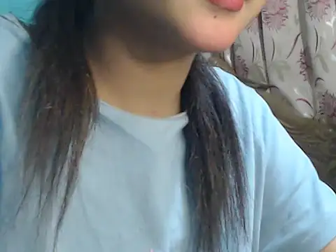 NancyRuvi online show from December 23, 5:54 pm