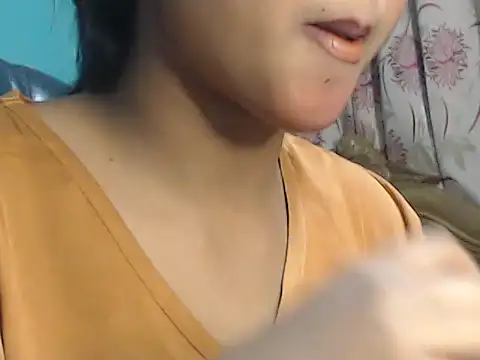 NancyRuvi online show from December 26, 4:36 pm