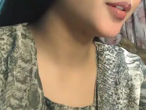 NancyRuvi online show from December 27, 4:43 pm