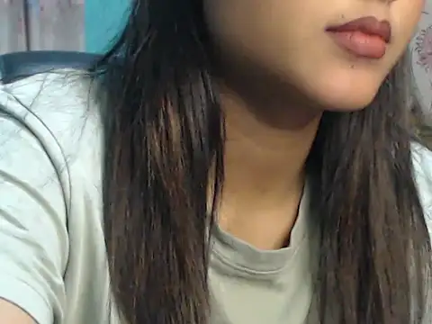 NancyRuvi online show from February 15, 3:17 pm