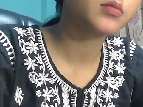 NancyRuvi online show from March 14, 2:52 pm