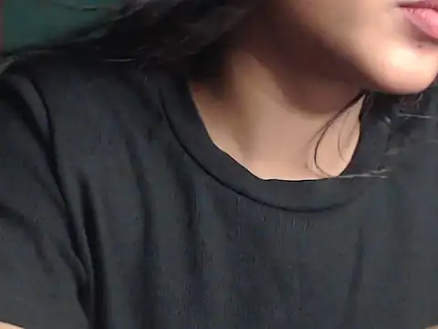 NancyRuvi online show from March 14, 5:57 pm