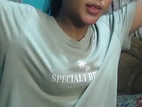 NancyRuvi online show from September 17, 4:08 pm