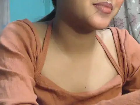 NancyRuvi online show from October 6, 3:09 pm