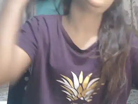 NancyRuvi online show from April 16, 5:47 pm