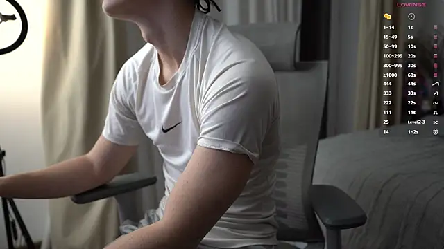 BumBuster69 online show from April 21, 7:17 pm