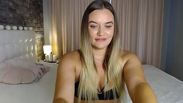 starrydoll online show from October 6, 9:07 am