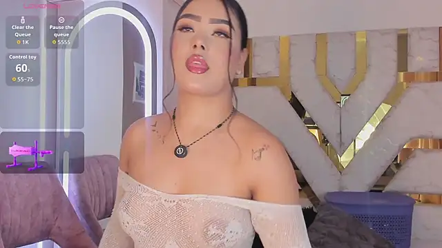 sophy champagne online show from March 12, 12:06 am