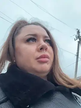 Sara Slow online show from January 29, 2:42 pm