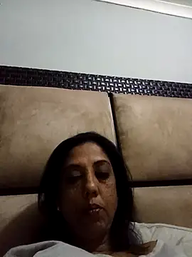 Snapshot of Mahi4luv chatting on November 2, 10:56 pm Mahi4luv online show from November 2, 10:56 pm