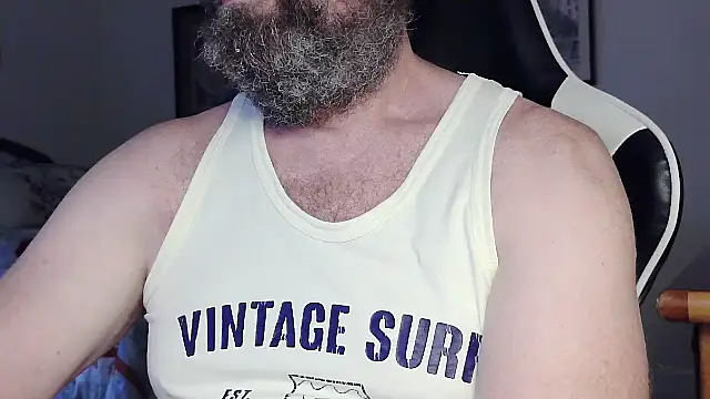 Snapshot of usdirtymikee9 chatting on June 19, 8:01 pm usdirtymikee9 online show from June 19, 8:01 pm