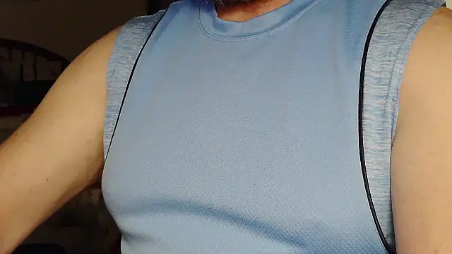 Snapshot of usdirtymikee9 chatting on July 18, 2:38 am usdirtymikee9 online show from July 18, 2:38 am