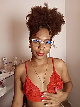 thaimy  online show from March 11, 2:39 am