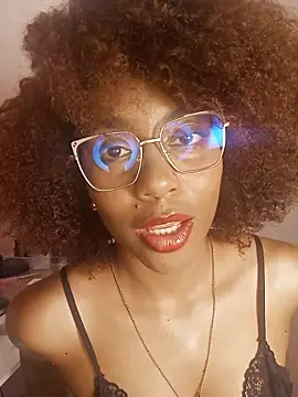 thaimy  online show from March 19, 2:48 am