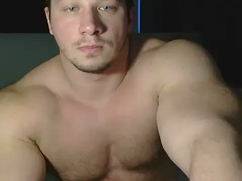 Snapshot of LionEdwin chatting on April 25, 2:14 pm LionEdwin online show from April 25, 2:14 pm