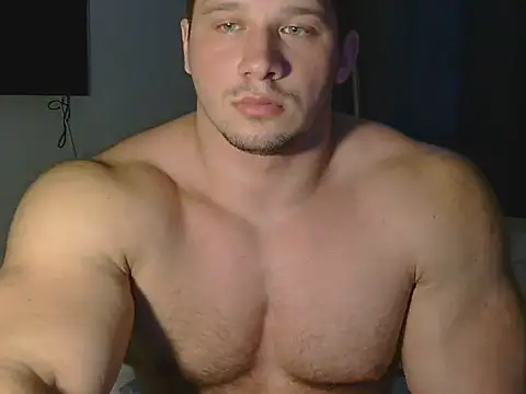 Snapshot of LionEdwin chatting on May 11, 2:23 pm LionEdwin online show from May 11, 2:23 pm
