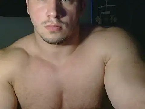 Snapshot of LionEdwin chatting on May 14, 6:15 pm LionEdwin online show from May 14, 6:15 pm