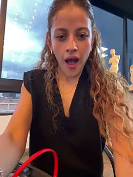 alana15 online show from February 11, 11:01 pm