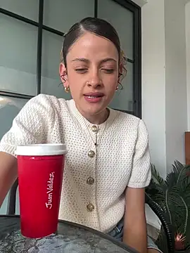 alana15 online show from October 10, 9:58 pm