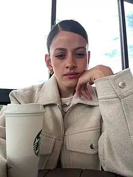 alana15 online show from December 5, 8:16 pm