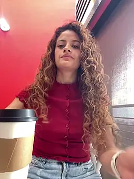 alana15 online show from March 11, 9:32 pm